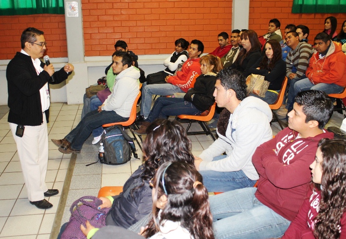 CICLO DE CONFERENCIAS EN EL PROGRAMA DE TUTORÍAS